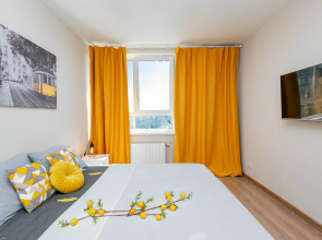 Apartamenty Svetlaa sikarnaa trehkomnatnaa kvartira u Stolicy