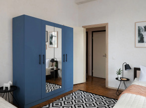 Апартаменты с Видом на Садовую