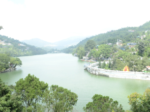 Lake Retreat Bhimtal Guest House