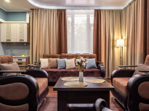 Semeynye S Balkonom  I Krasivym Vidom V Sosnovom Lesu from Kvartiruking Apartments