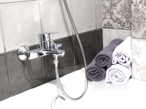 Апартаменты Apato Уютная студия с видом на город и горы