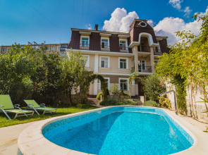 Kashtanovyij Osobnyak Guest house