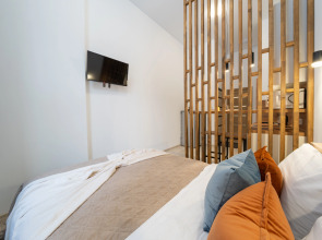 Апартаменты Stepanenkov на Готвальда 24/5 (А)