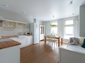 Apartments  prostornaja flat u nejrohirurgicheskogo gospitalja
