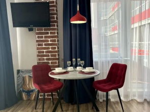 Ulucsennye apartamenty Arkij Loft panoramnym vidom iz okna