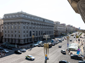 Квартира Трехкомнатная на Проспекте Независимости 23