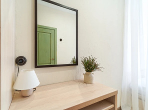 Двухкомнатная Квартира на Интернациональной 13