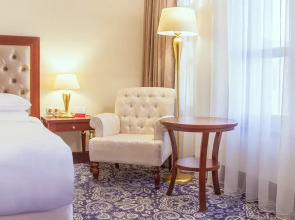 Отель Ramada by Wyndham Almaty