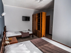 Отель Мира-Locus