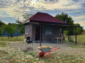 S Vidom Na Ozero Private house