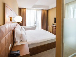 Отель Amante Narikala