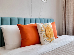 Апартаменты Happy People Западный Квартал 6/2