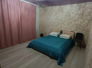 Po Ulitse Kashtanovaya Alleya Flat