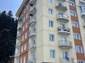 Kvartira Studia Luks Loft