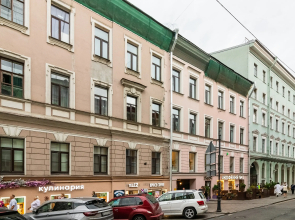 Апартаменты в Сердце Петербурга с колонкой Алиса