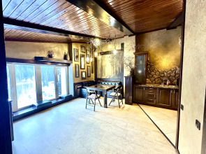 Квартира на Аланской, 25 "Пентхаус"