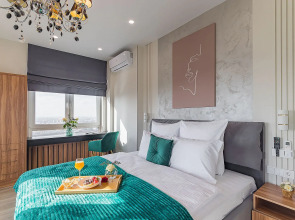 Апартаменты премиум класса в центре города с видом на мечту 1407-2