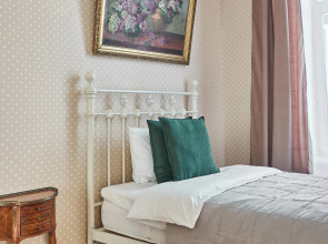 Апартаменты в Доходном доме на Патриарших прудах