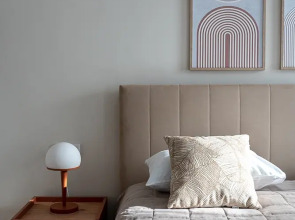 Апартаменты с дизайнерским ремонтом на центральной улице (до 4х гостей)