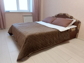 Квартира Кирова 120А оранжевая квартира