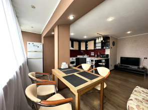 Апартаменты 3х комн на Бестужева 15 в 10 минутах от ЖД вокзала