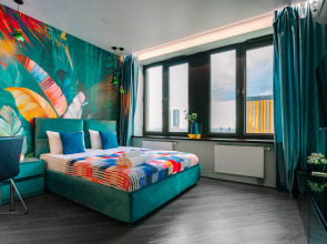 Апартаменты Lalapart Tropikana с ярким ремонтом на 30 этаже небоскреба Савеловский Сити