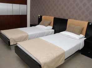 Ascot Hotel