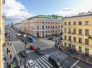 Апартаменты на Невском