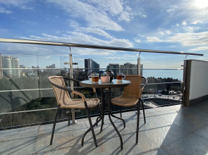 Апартаменты с Видом на Море и Город