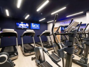 Отель Ramada and Suites by Wyndham Yerevan