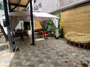 Гостевой дом Green Wall