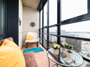 S Panoramnym Vidom S 19 Etazha U Akvaparka Flat