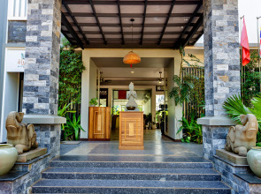 Отель Green Amazon Residence