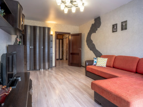 Квартира большая двухкомнатная в отличном районе