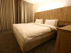 Lacasa Hotel Amman Hotel
