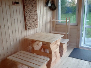 Nebesno-Goluboy Barn Guest House