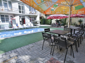 Отель Marina Inn