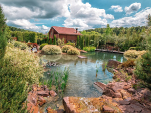 Ryzhiy Kot Woodhouse Private House
