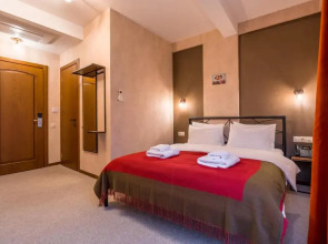 Hotel Green Inn Hotel