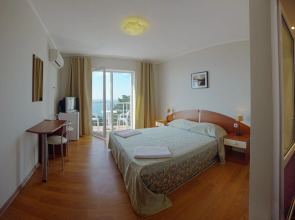 Гостевой Дом Кедр - Запад