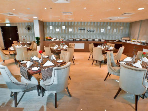 Отель Signature Hotel Al Barsha