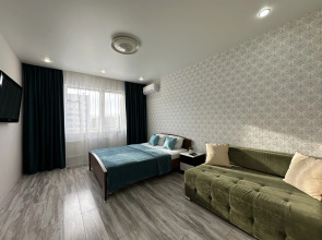 Апартаменты LikeHome на Дорофеева 7 у Города Еды