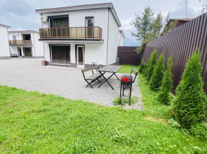 Kuvshinovo Siti Petergof Guest House
