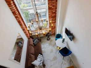 Апартаменты Queenstay Роял Лофт на Войковской