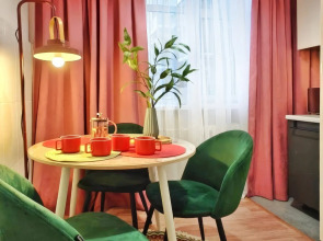 Апартаменты на улице Маршала Бирюзова 18