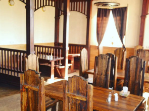 De La Krunk Hotel
