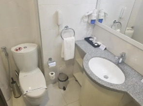 Отель Ramada by Wyndham Bishkek Centre