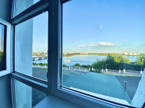 Loft-Studiya s vidom na vodu Apartments
