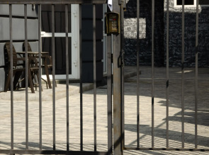 Квартира на 1м этаже со своей зоной отдыха и оборудованной кухней