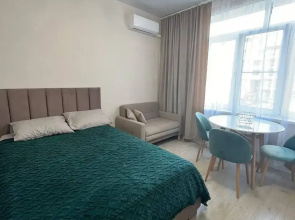 Studiya S Vidom Na Basseyn V Zhk Kiparis 129 Flat
